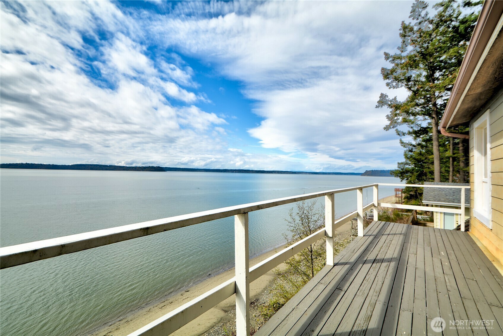 Property Photo: 3626 Mission Beach Rd WA 98271