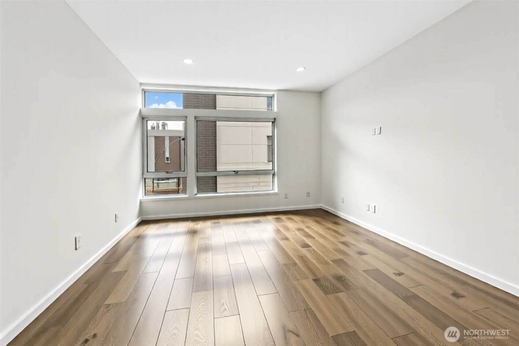 Property Photo: 3027 62 Avenue SW WA 98116