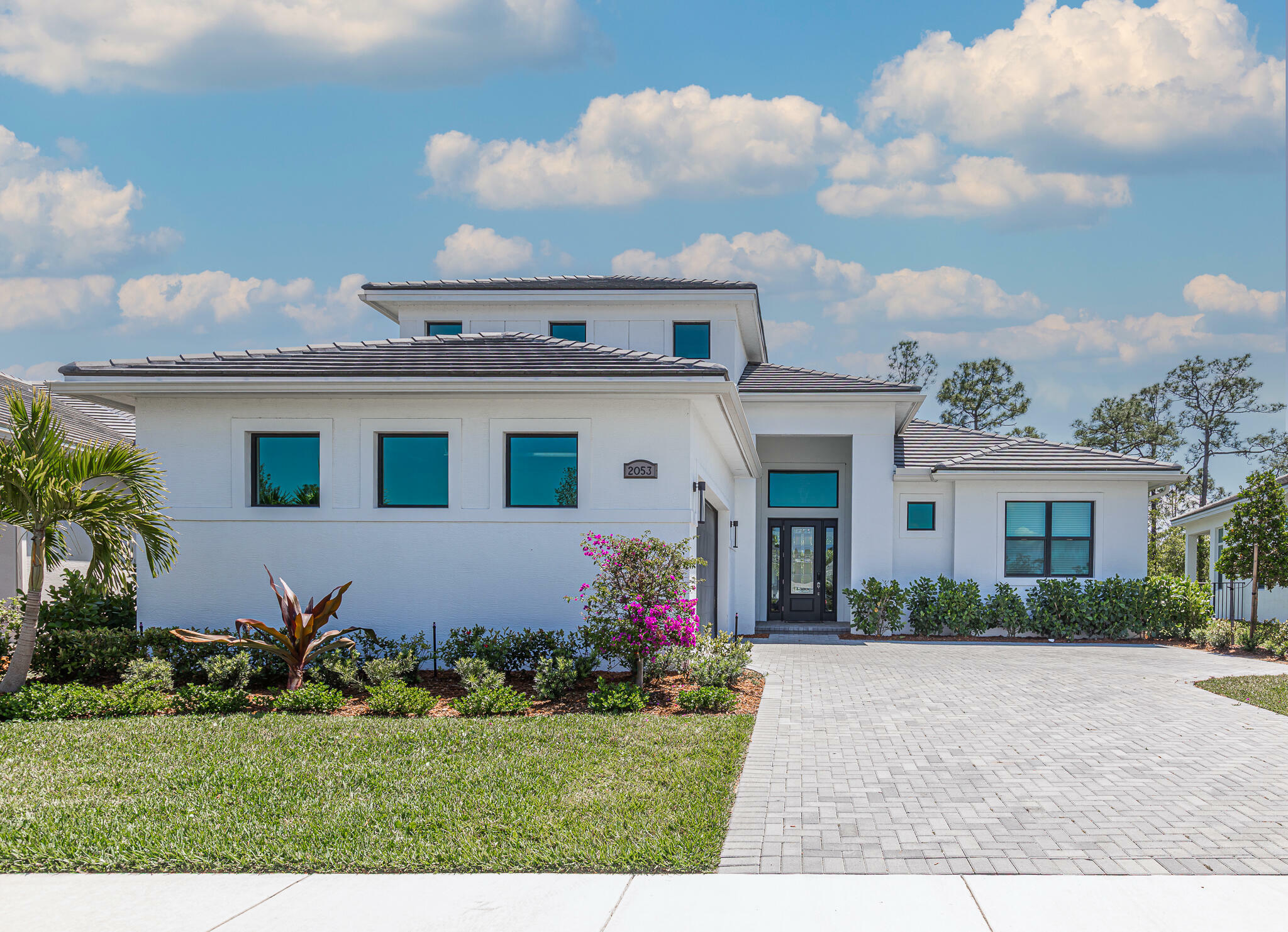Property Photo: 2053 SE Mosaic Boulevard FL 34984