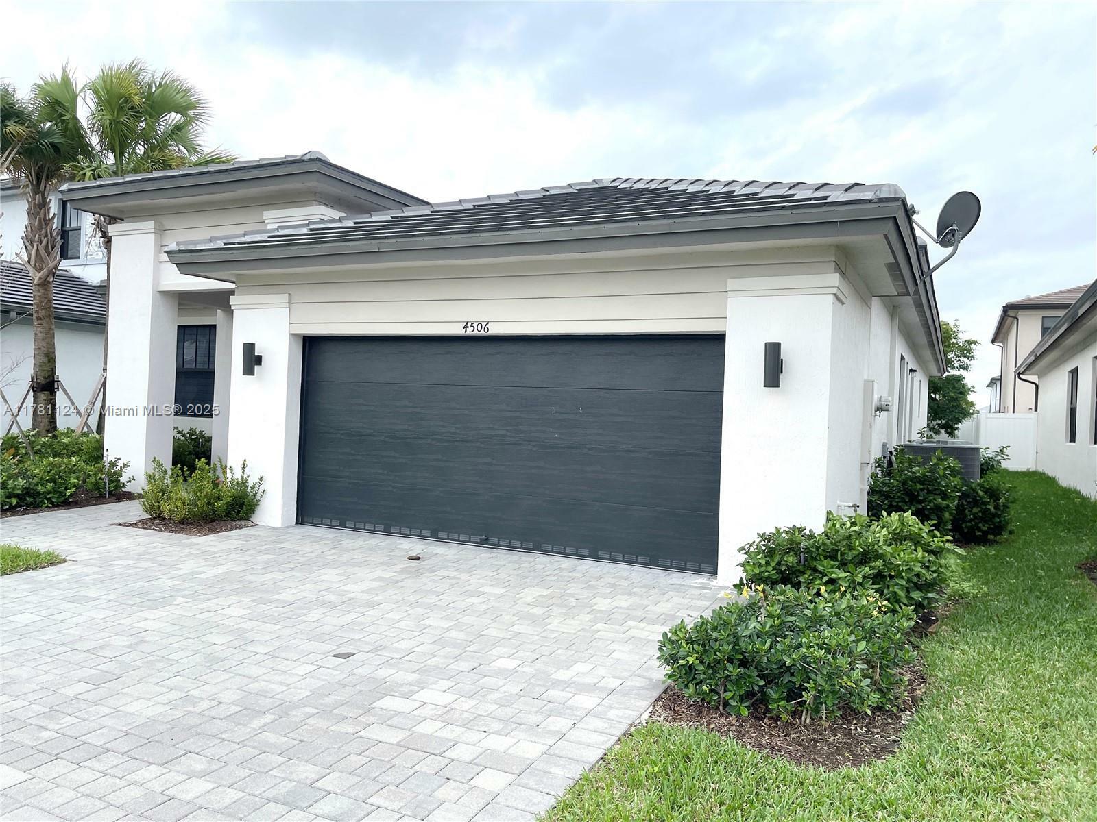 4506 SW 174th Ave  Miramar FL 33029 photo