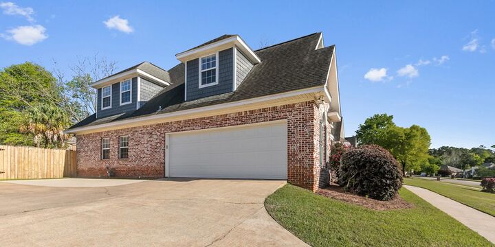 Property Photo:  647 Westbrook Dr.  AL 36303 