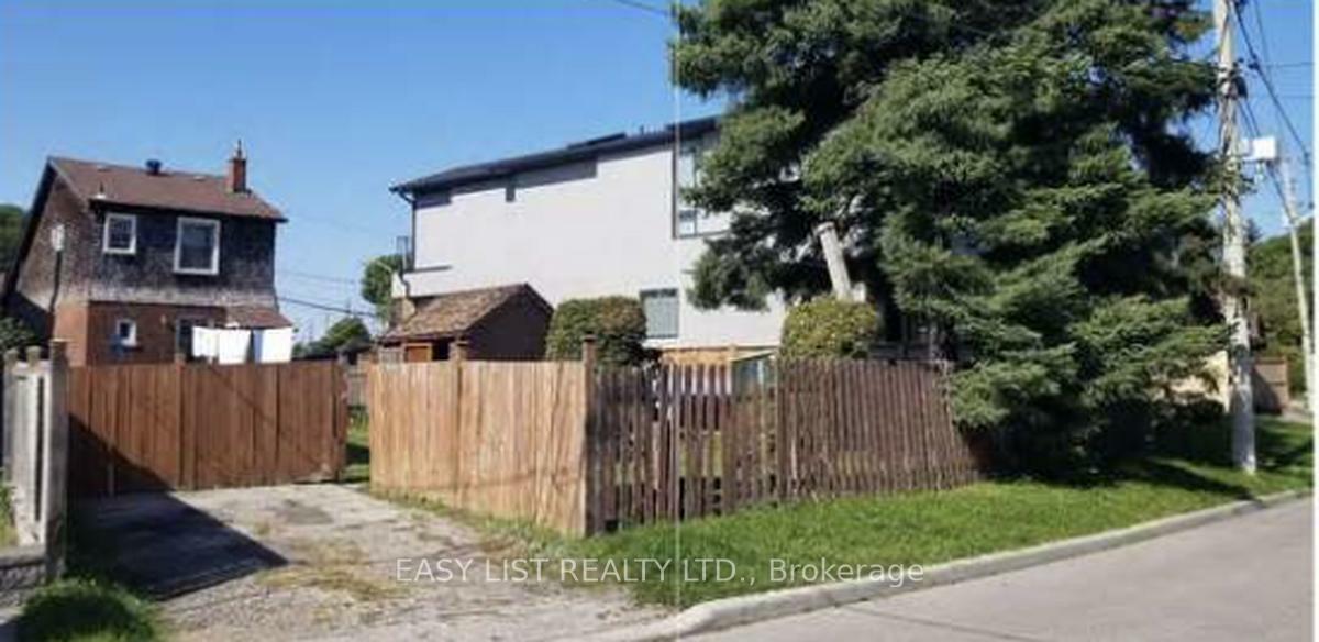 Property Photo:  22-24 Westlake Crescent  ON M4C 2X2 