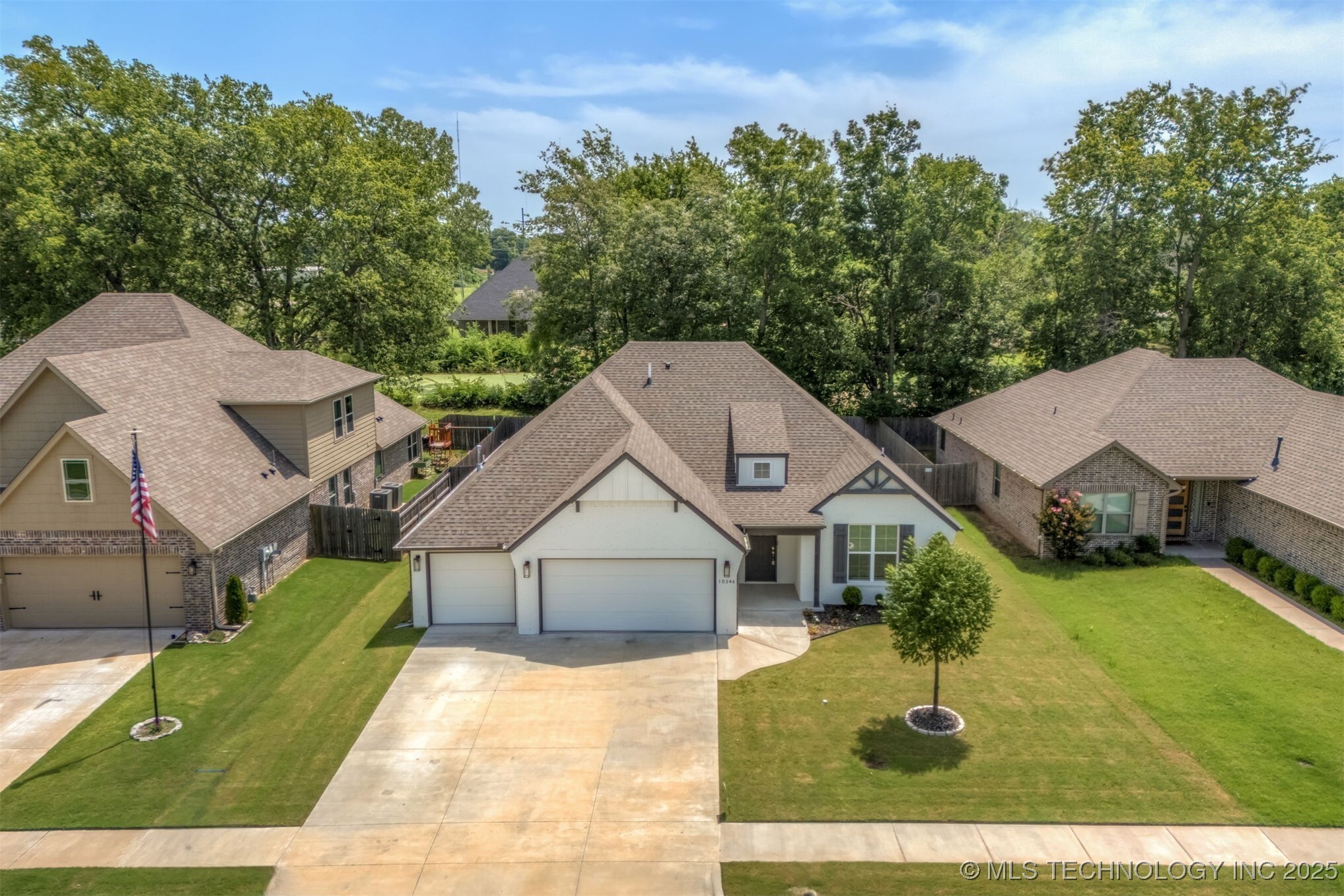 Property Photo: 10346 S 233rd OK 74014