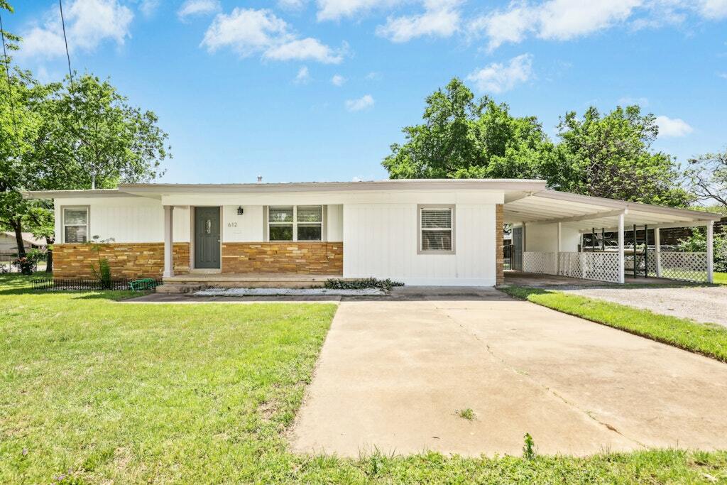612 E 15th Street  Georgetown TX 78626 photo