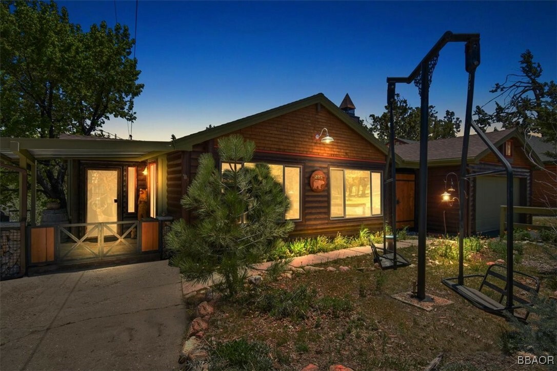 Property Photo:  227 Santa Barbara Avenue  CA 92386 