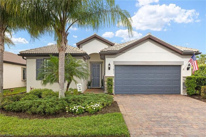 Property Photo: 11811 Darcy Pl FL 33913