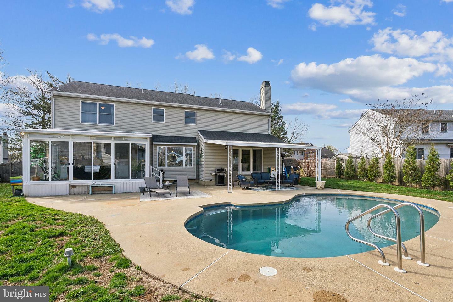 Property Photo: 610 Crescent Street PA 19047