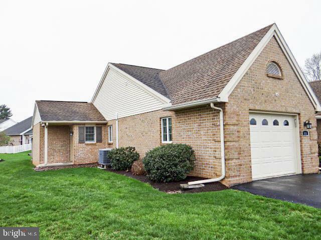 Property Photo: 53 Sanibel Lane PA 17201