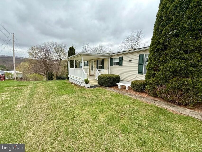 Property Photo: 11529 Clear Ridge Road PA 15537
