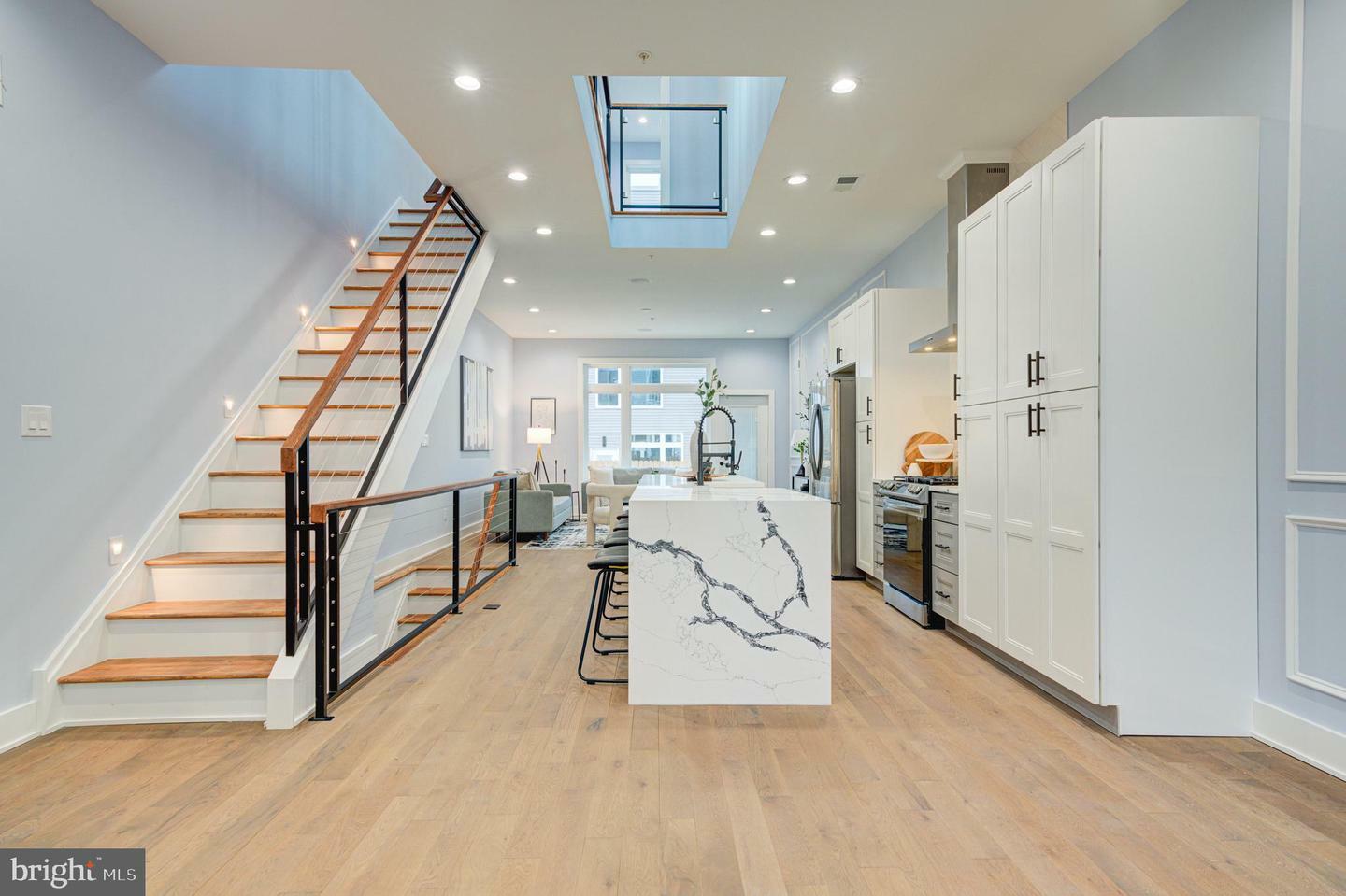 Property Photo: 1021 E Palmer Street PA 19125