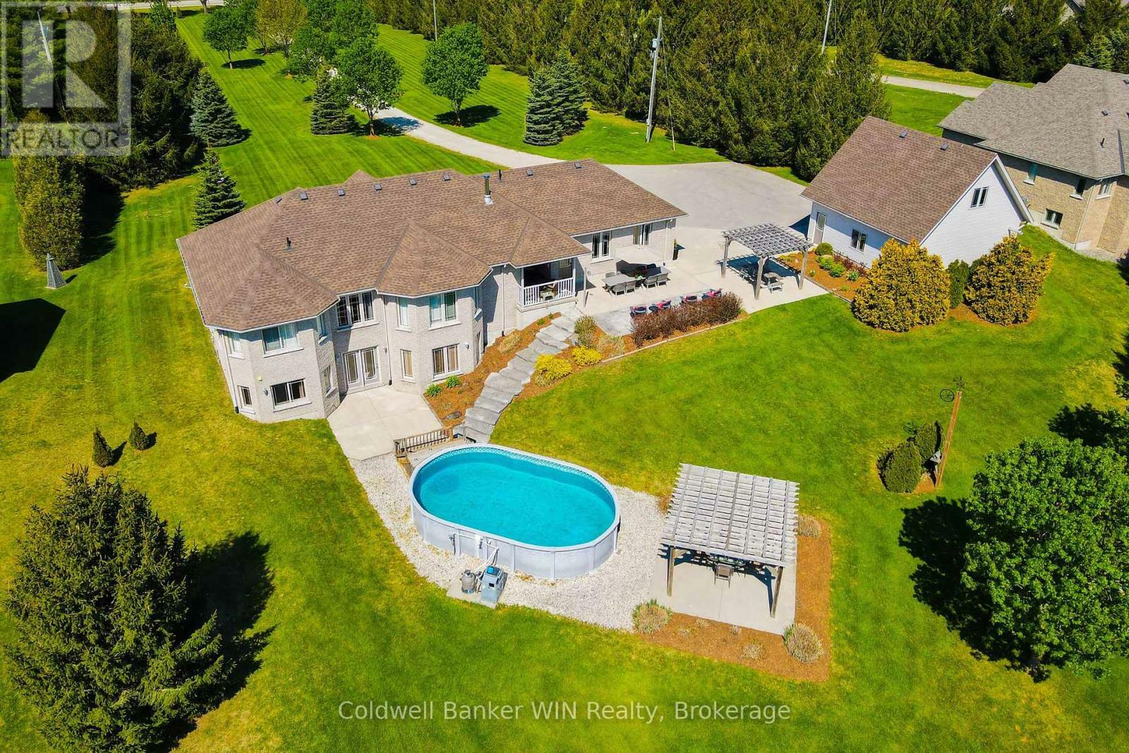 Photo de la propriété: 411317 Southgate Side Road 41 ON N0G 2L0
