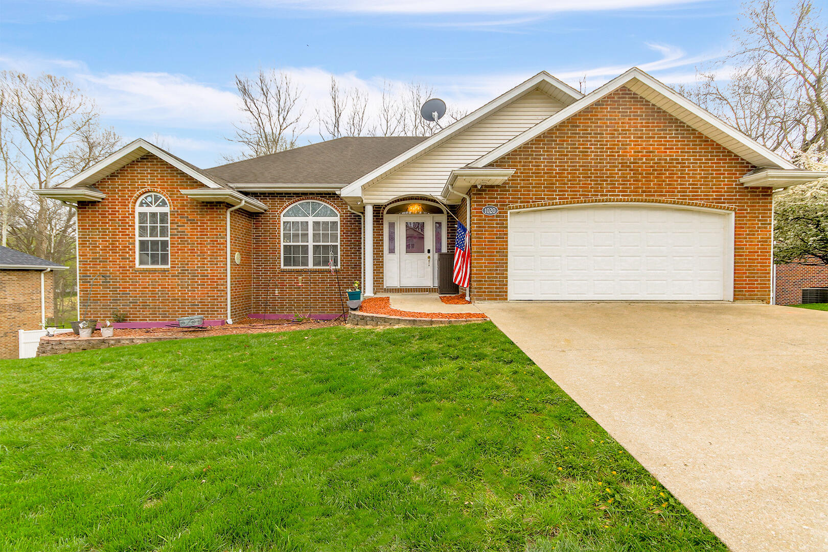 Property Photo: 1020 Grace Ln MO 65233