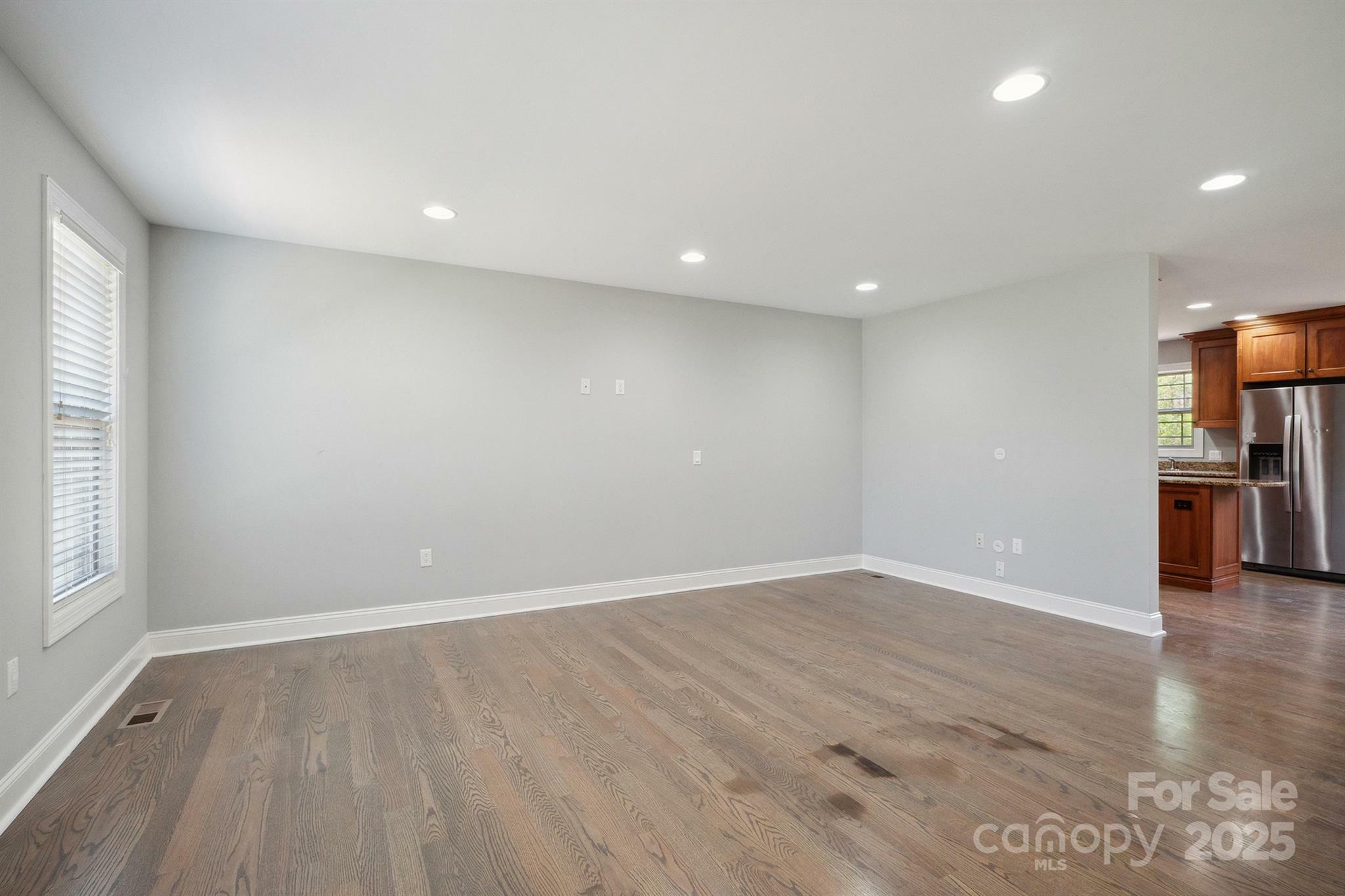 Property Photo:  1592 Farmington Hills Drive  NC 28613 