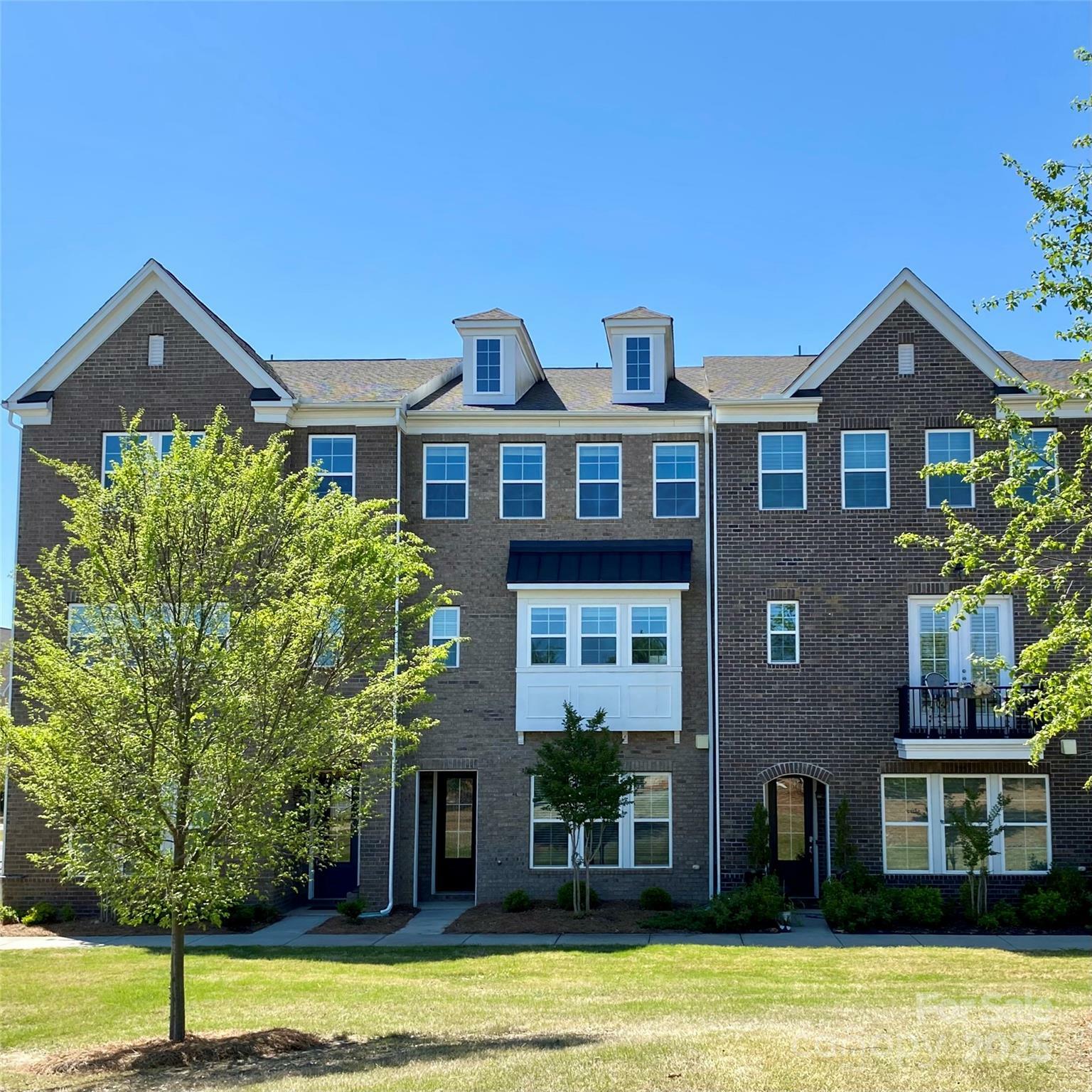 Property Photo: 7957 Reunion Row Drive NC 28277