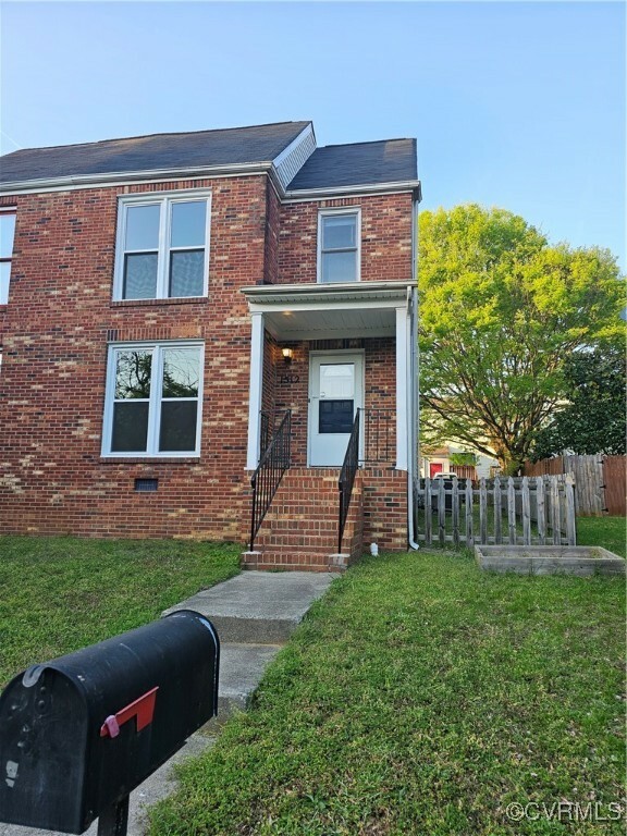 Property Photo: 1512 Lakeview Avenue VA 23220