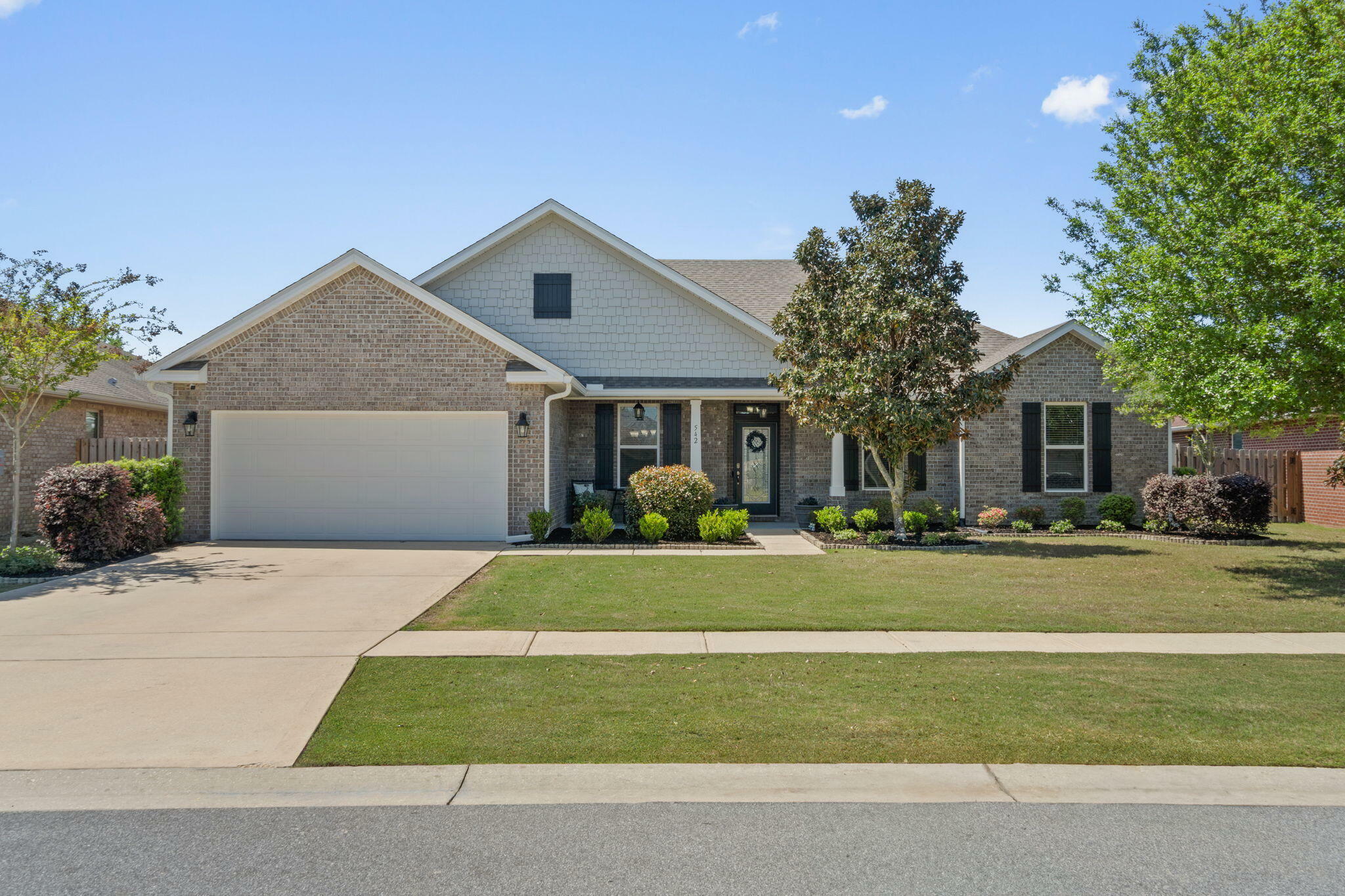 Property Photo: 542 Brighton Cove FL 32439