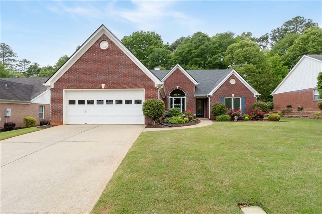 Property Photo: 1031 Ludwick Way GA 30046