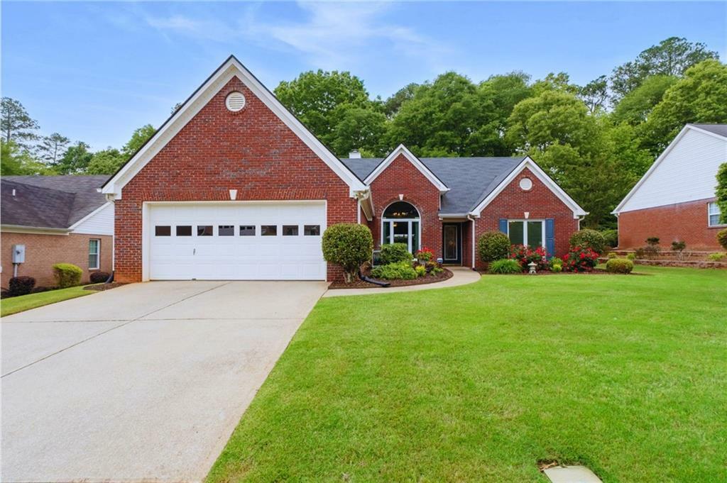 Property Photo: 1031 Ludwick Way GA 30046