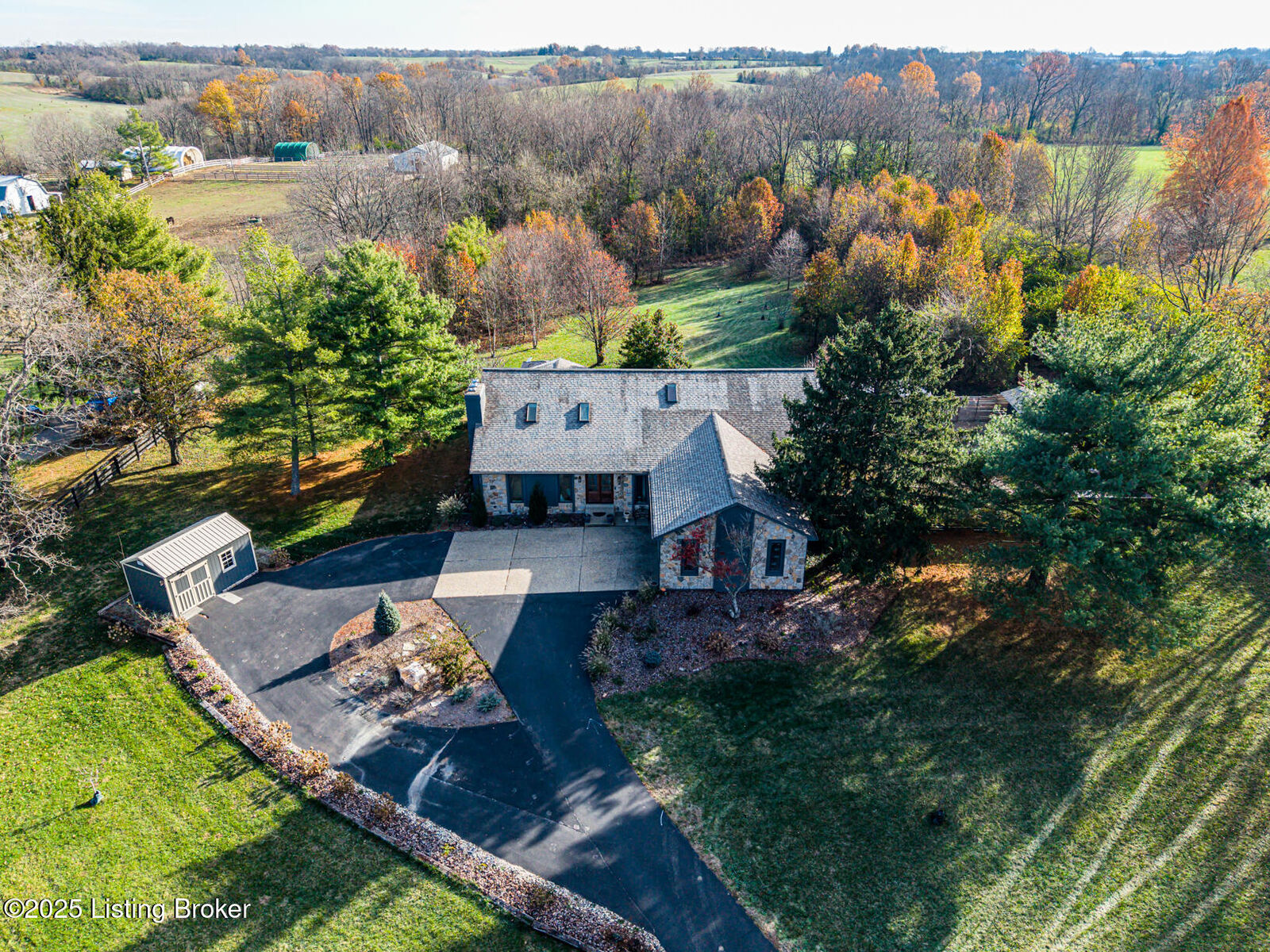 Property Photo:  630 Webb Rd  KY 40067 