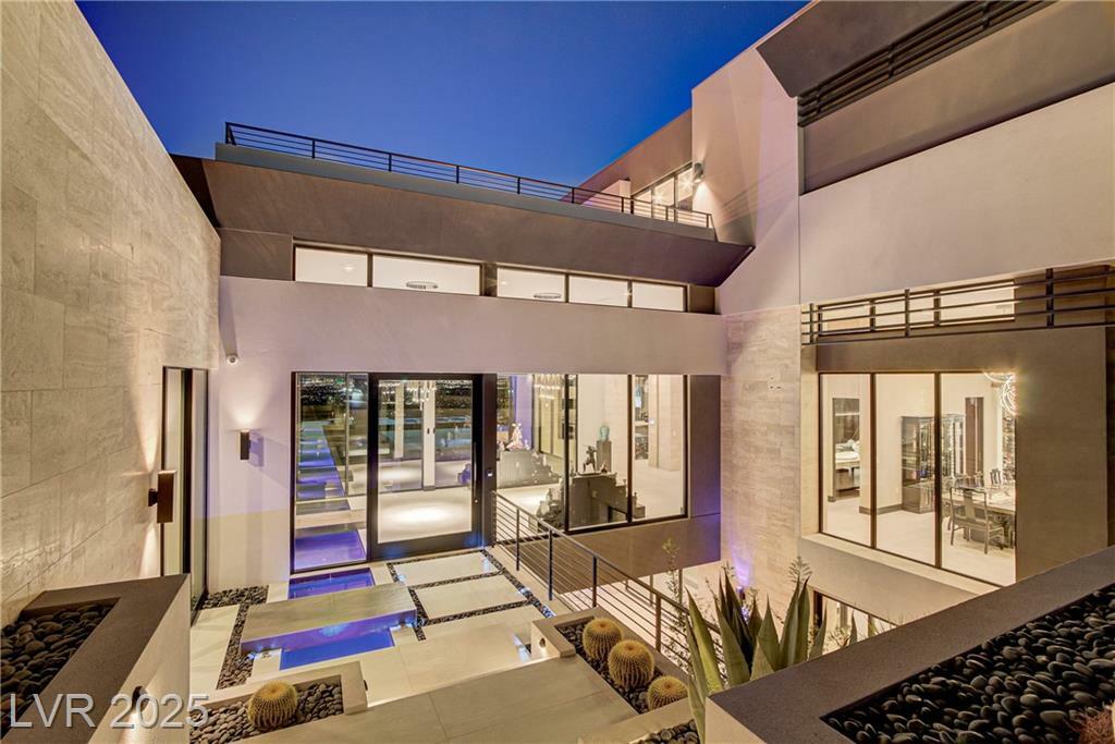 Property Photo: 1550 Dragon Crest Avenue NV 89012