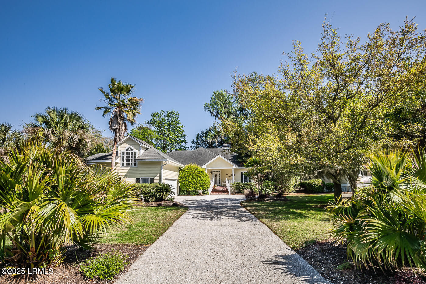 Property Photo:  807 Island Circle W  SC 29920 
