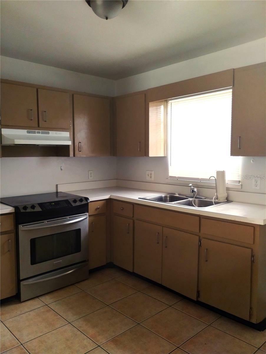 Property Photo: 190 S Nekoma Avenue 1 FL 33850