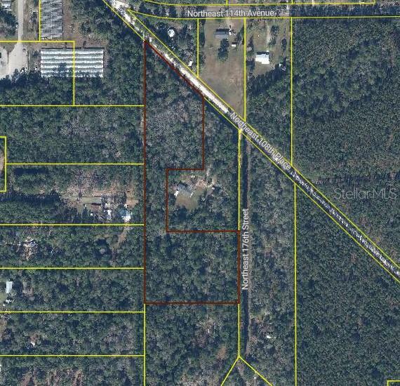 Property Photo: 00 NE 108th Place FL 32694