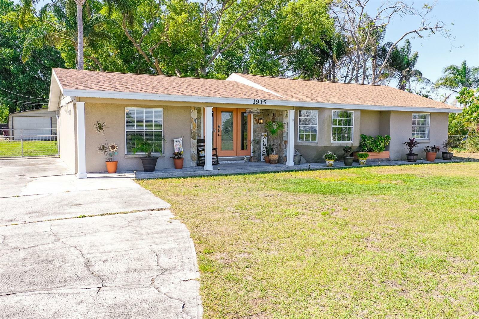 1915 Lakeshore Boulevard  St Cloud FL 34769 photo