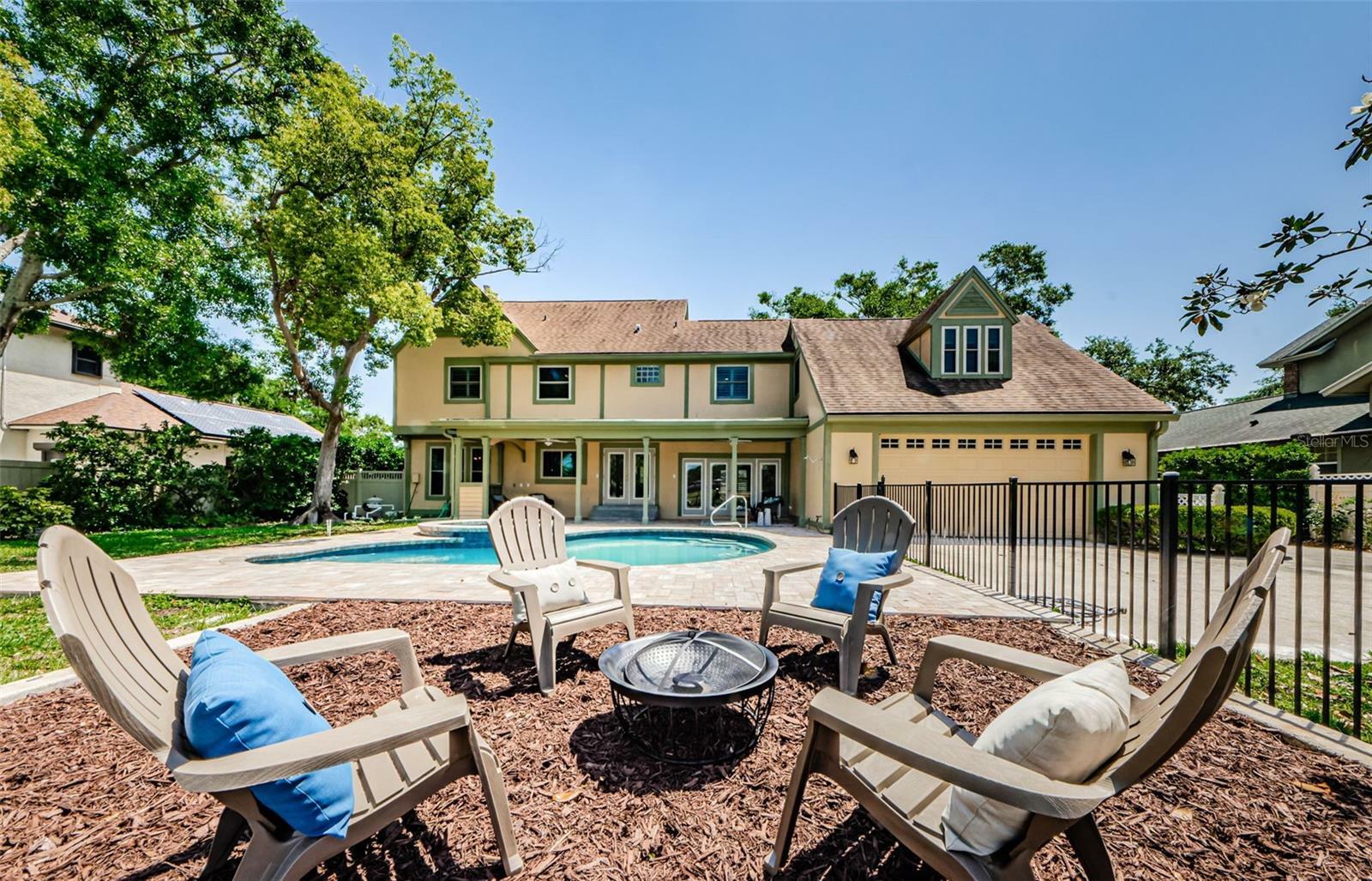 Property Photo: 10600 Indian Hills Court FL 33777