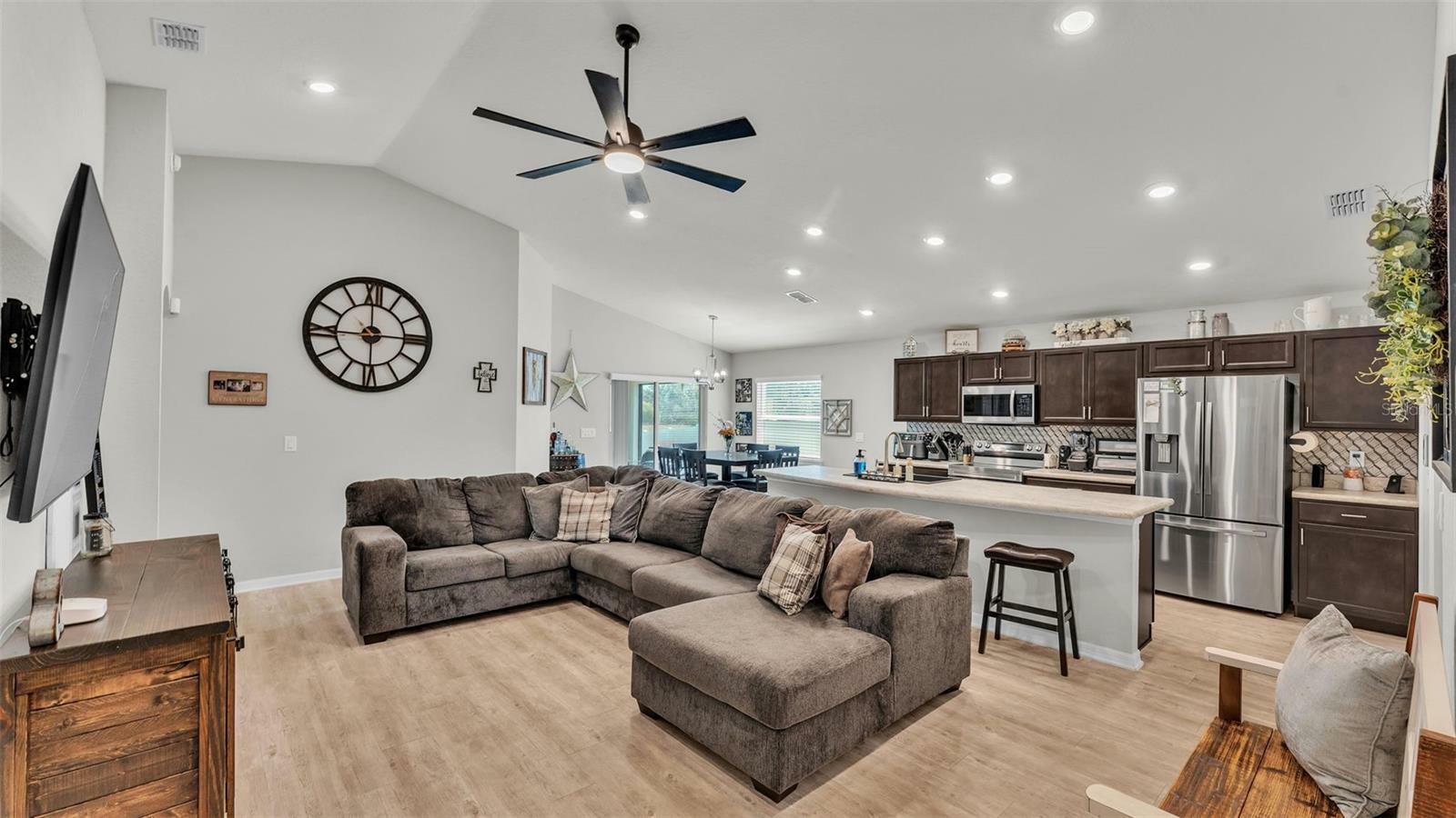 Property Photo: 6512 Polly Lane FL 33813