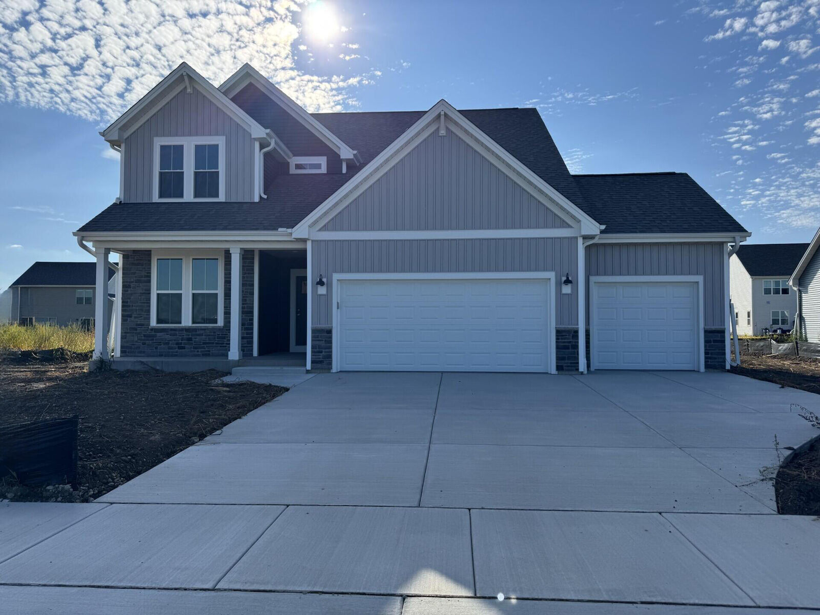 Property Photo: 1690 Whalen Dr WI 53066