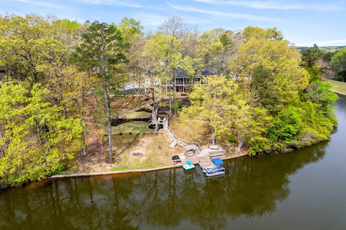 Property Photo: 100 Woodrun Cir TN 38052
