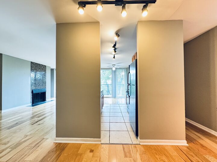 Property Photo: 5900 Oakwood Drive 4J IL 60532