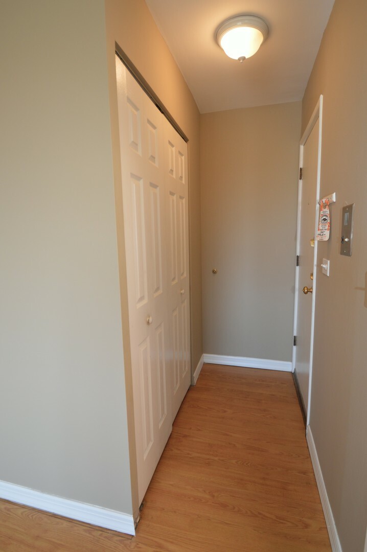 Property Photo: 1227 S Harlem Avenue 511 IL 60402