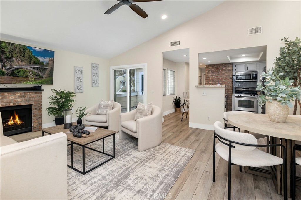 Property Photo: 5920 Bedford Court 137 CA 92887