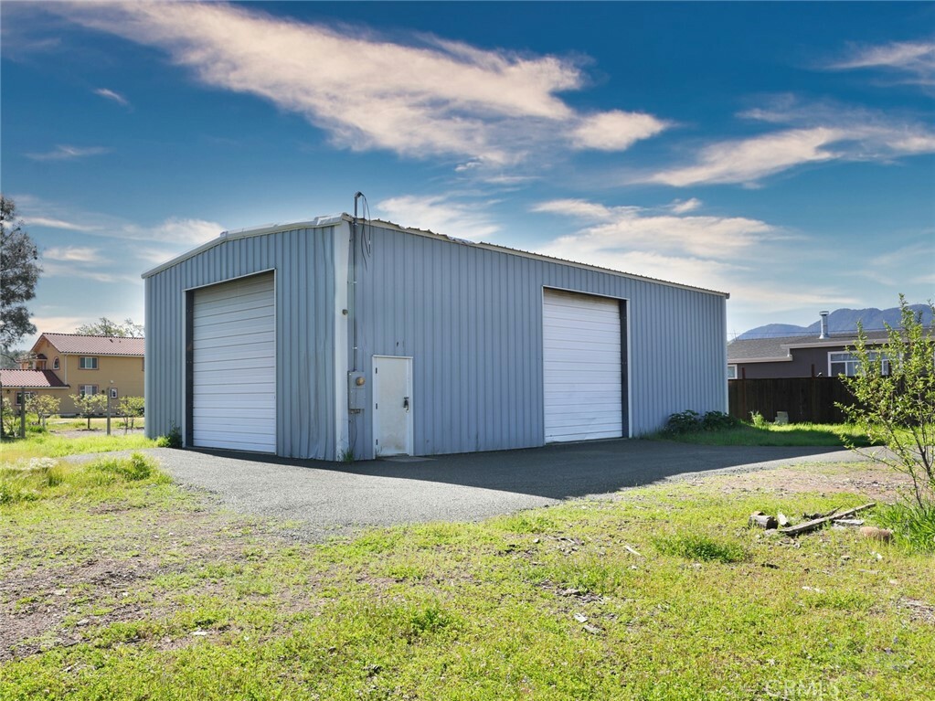 Property Photo: 21065 Park Avenue CA 95461