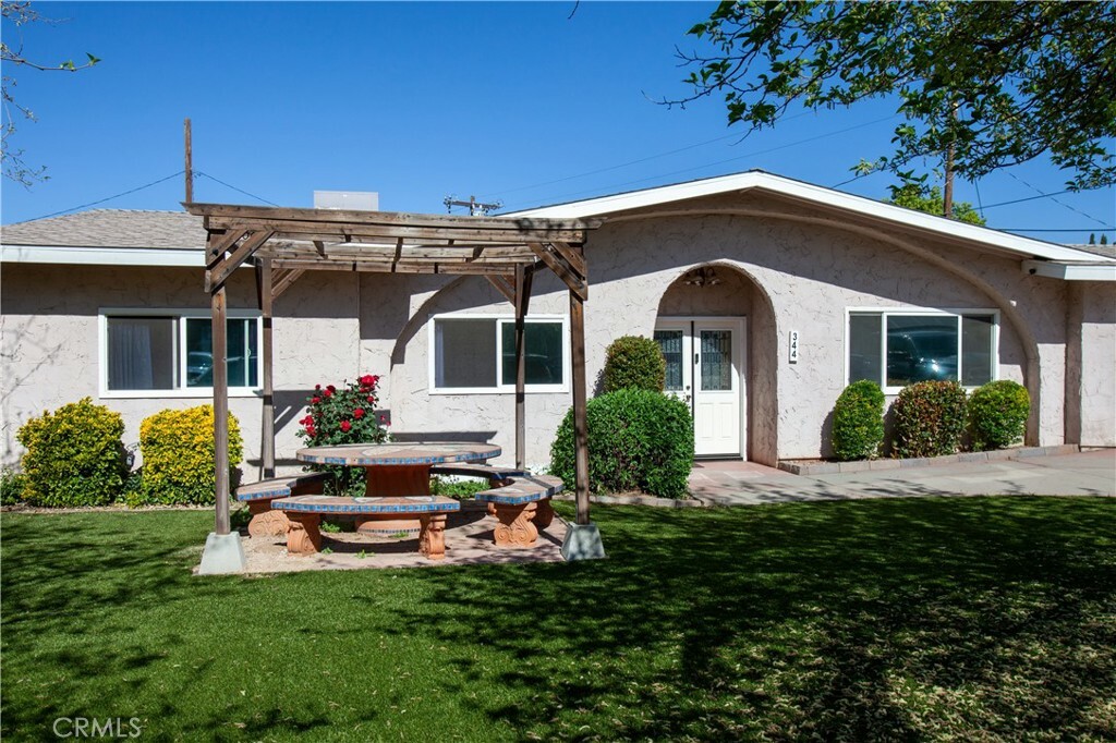 Property Photo: 344 Smoke Ridge Trail CA 92320