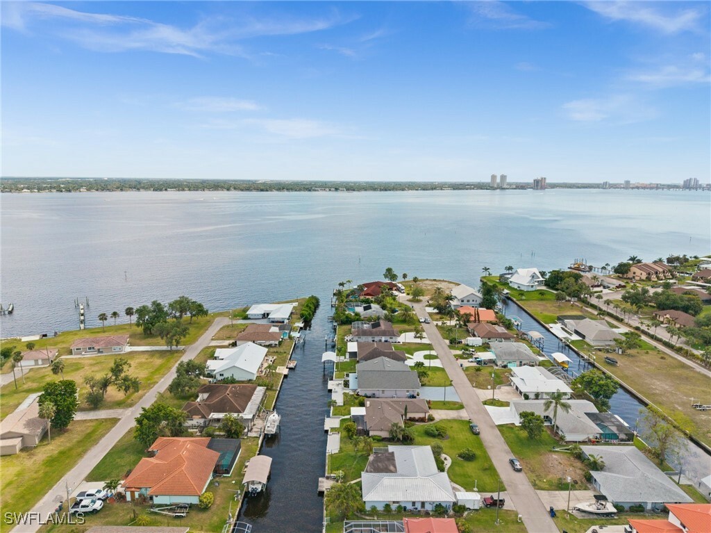 Property Photo: 7195 Reymoor Drive FL 33917
