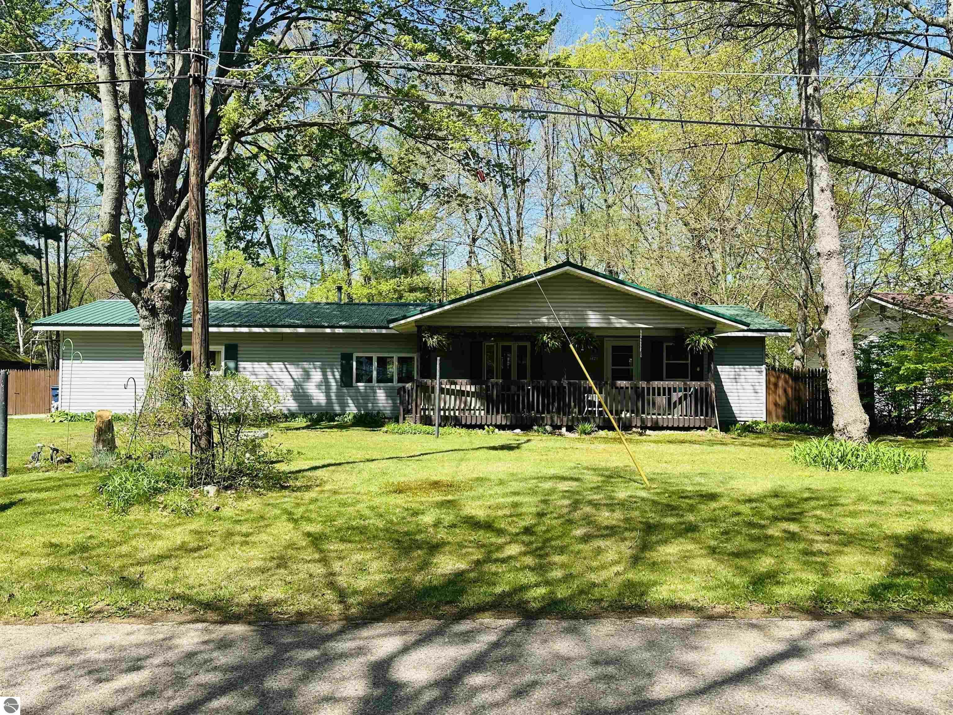 596 Green Street  Harrison MI 48625 photo