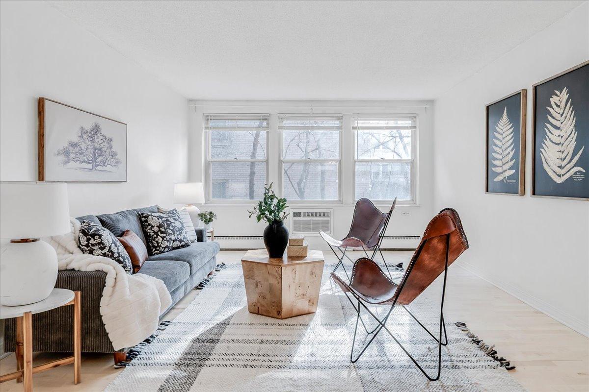 Property Photo:  821 Douglas Avenue 105  MN 55403 