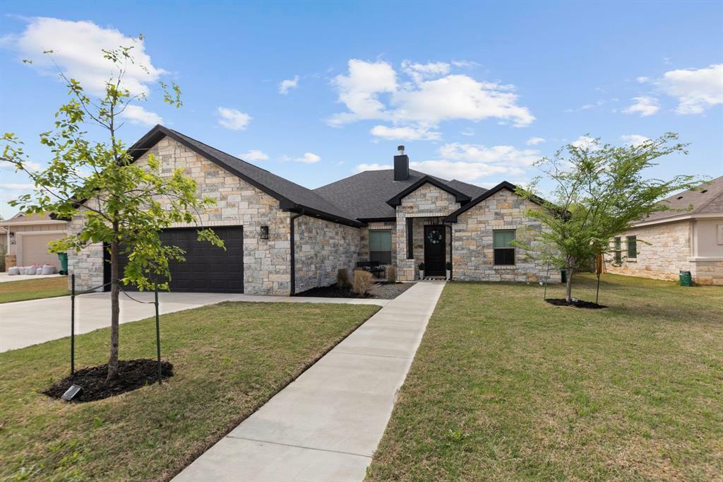 Property Photo: 213 Pecan Meadow Lane TX 76513