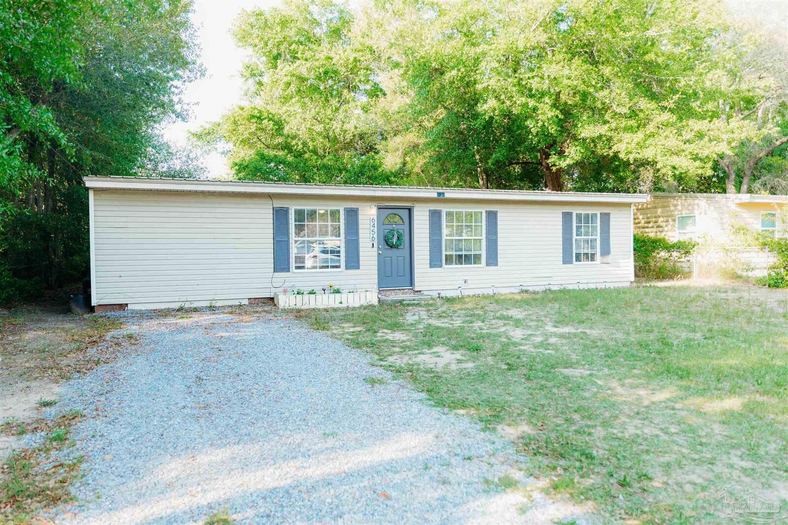 Property Photo: 6456 Gaynell Ave FL 32570