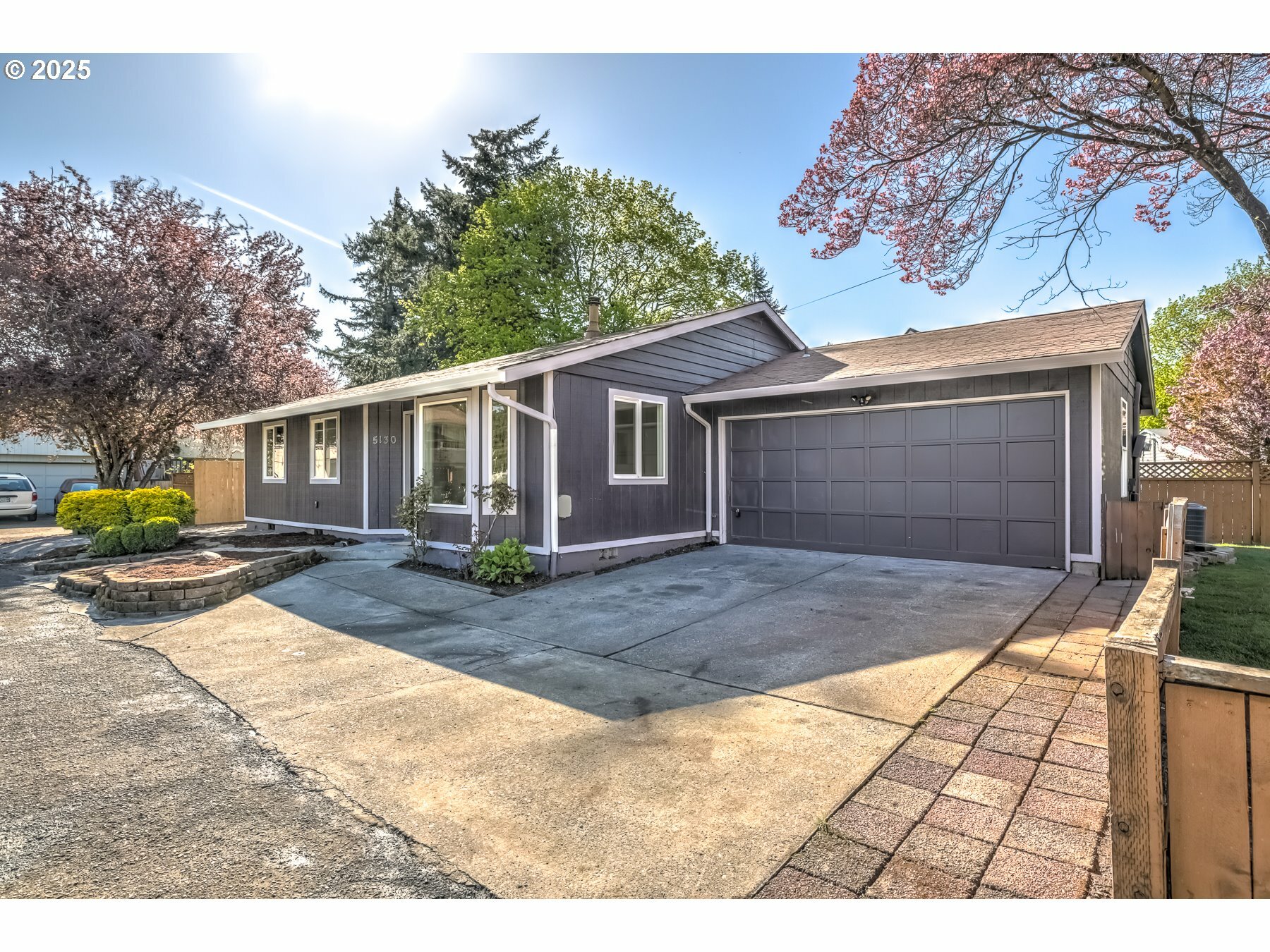 Property Photo: 5130 SE 114th Ave OR 97266