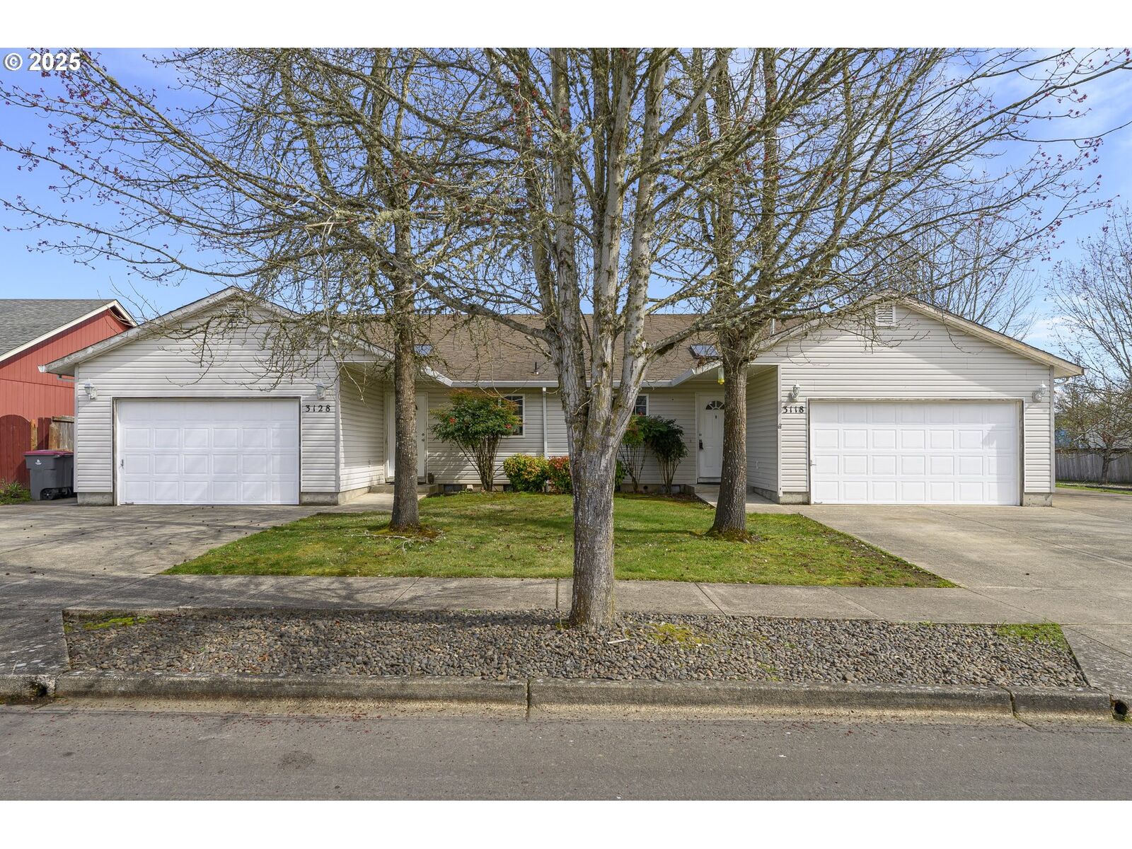 Property Photo:  3118 NE Mohan Dr  OR 97128 