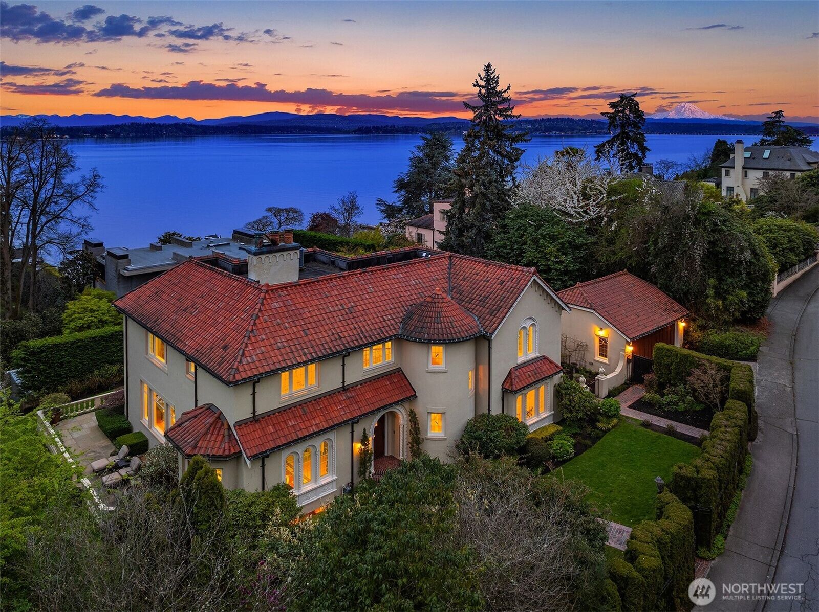 Property Photo: 180 Lake Washington Boulevard E WA 98112