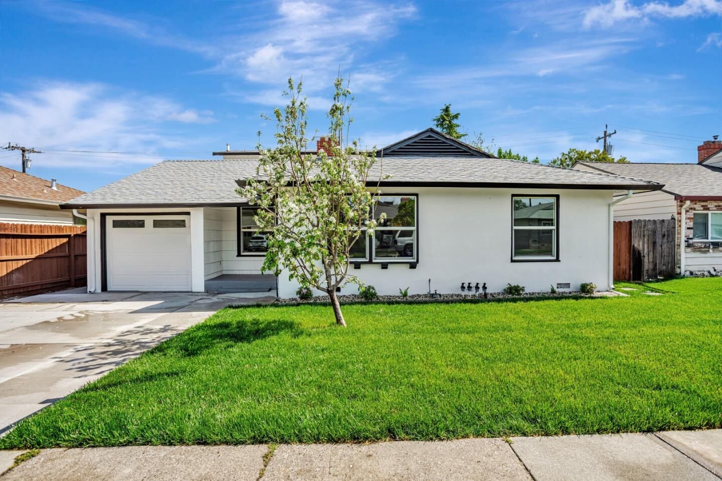 Property Photo:  109 Maple Street  CA 95688 