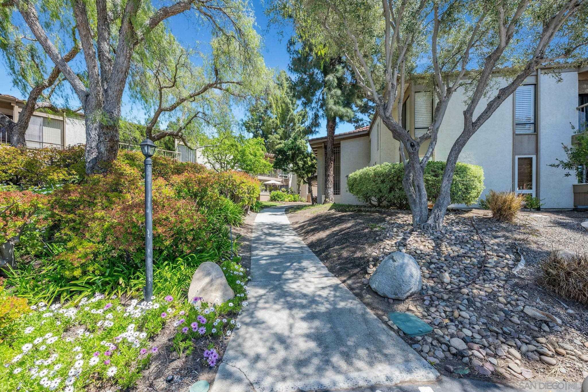 12515 Oaks North Dr. 226  San Diego CA 92128 photo