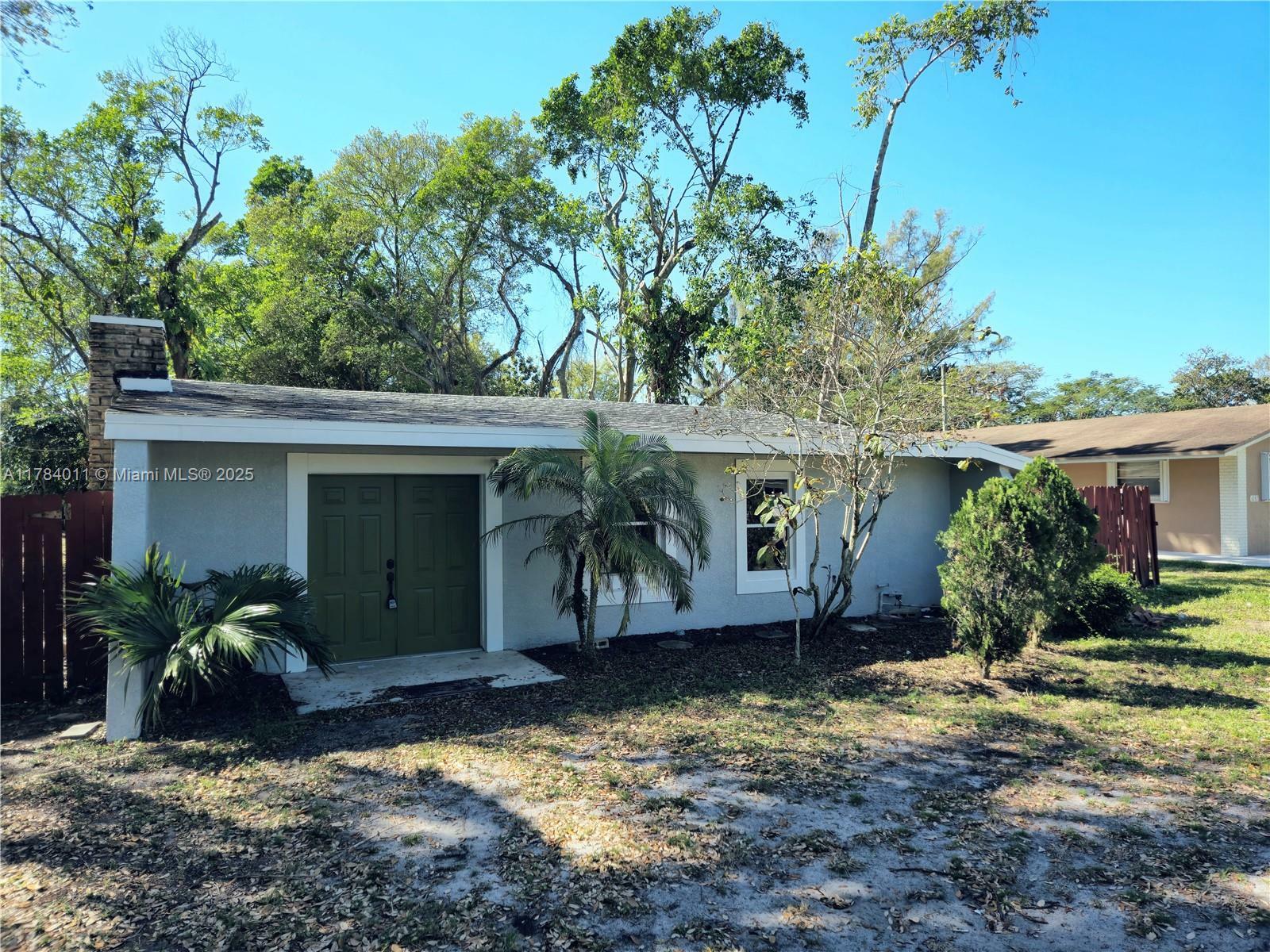 6208 SW 26th St  Miramar FL 33023 photo