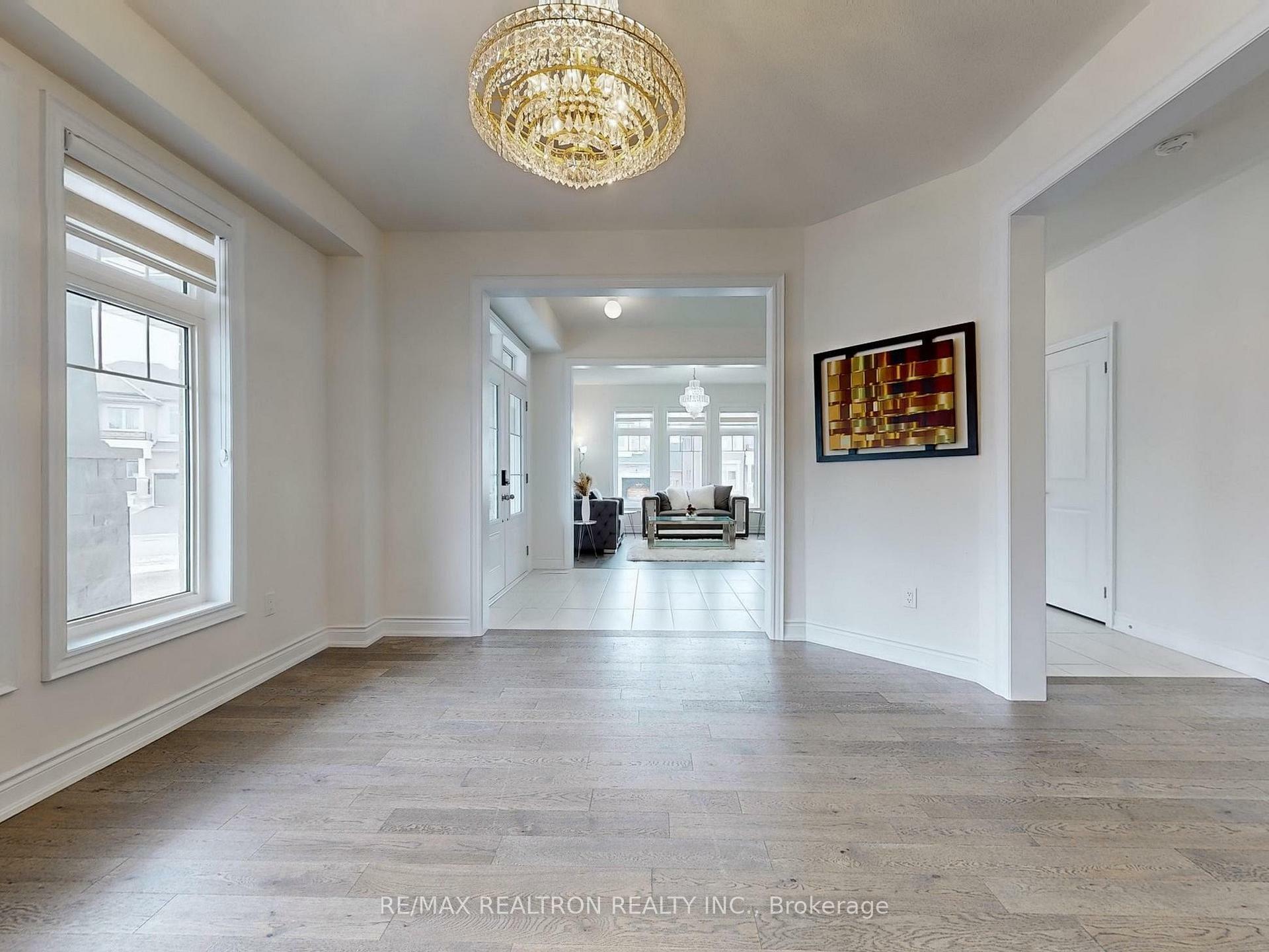 Property Photo: 1644 Corsal Court 1143 ON L9S 0J9