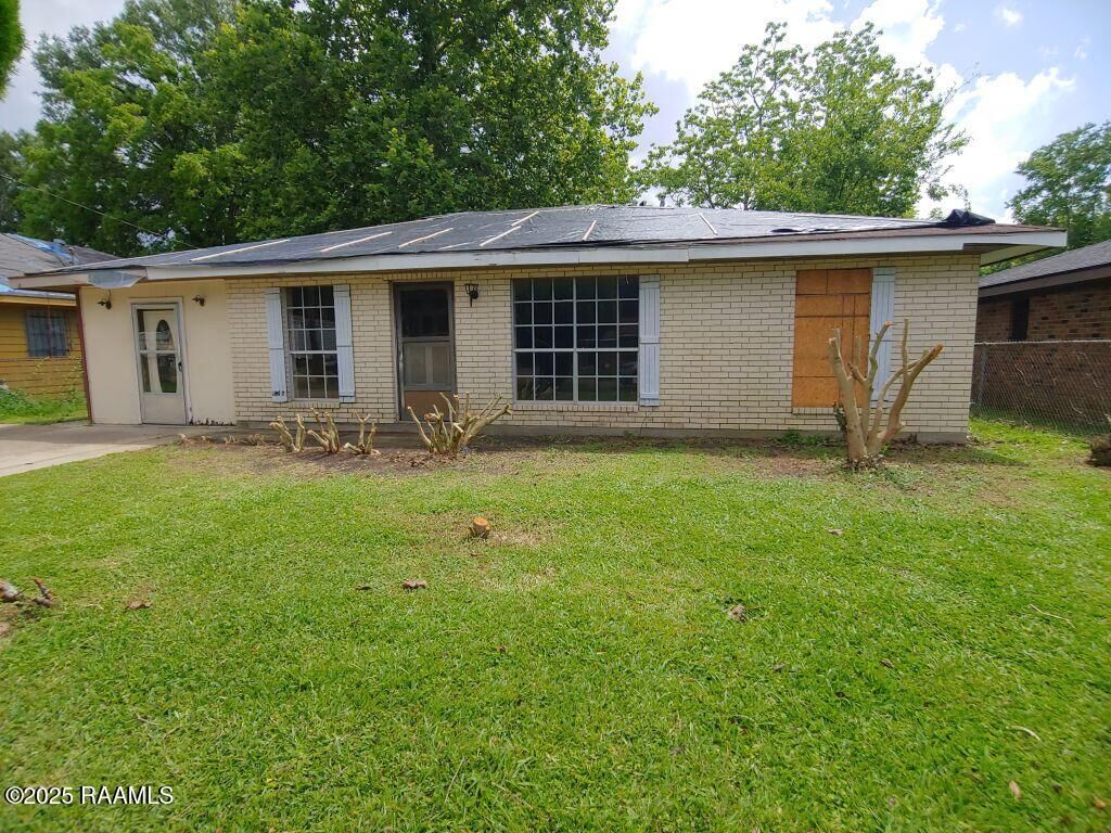 Property Photo:  802 Myrtis Street  LA 70560 